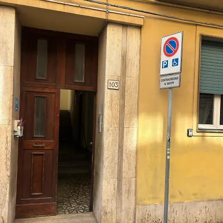 Green Home Oda ve Kahvaltı Pisa